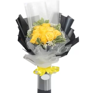 Bouquet of 10 yellow roses